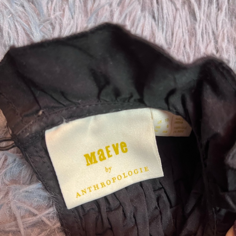Anthropologie Maeve Black Modern Peasant Blouse Smocked Neckline Size 6 - Picture 3 of 7
